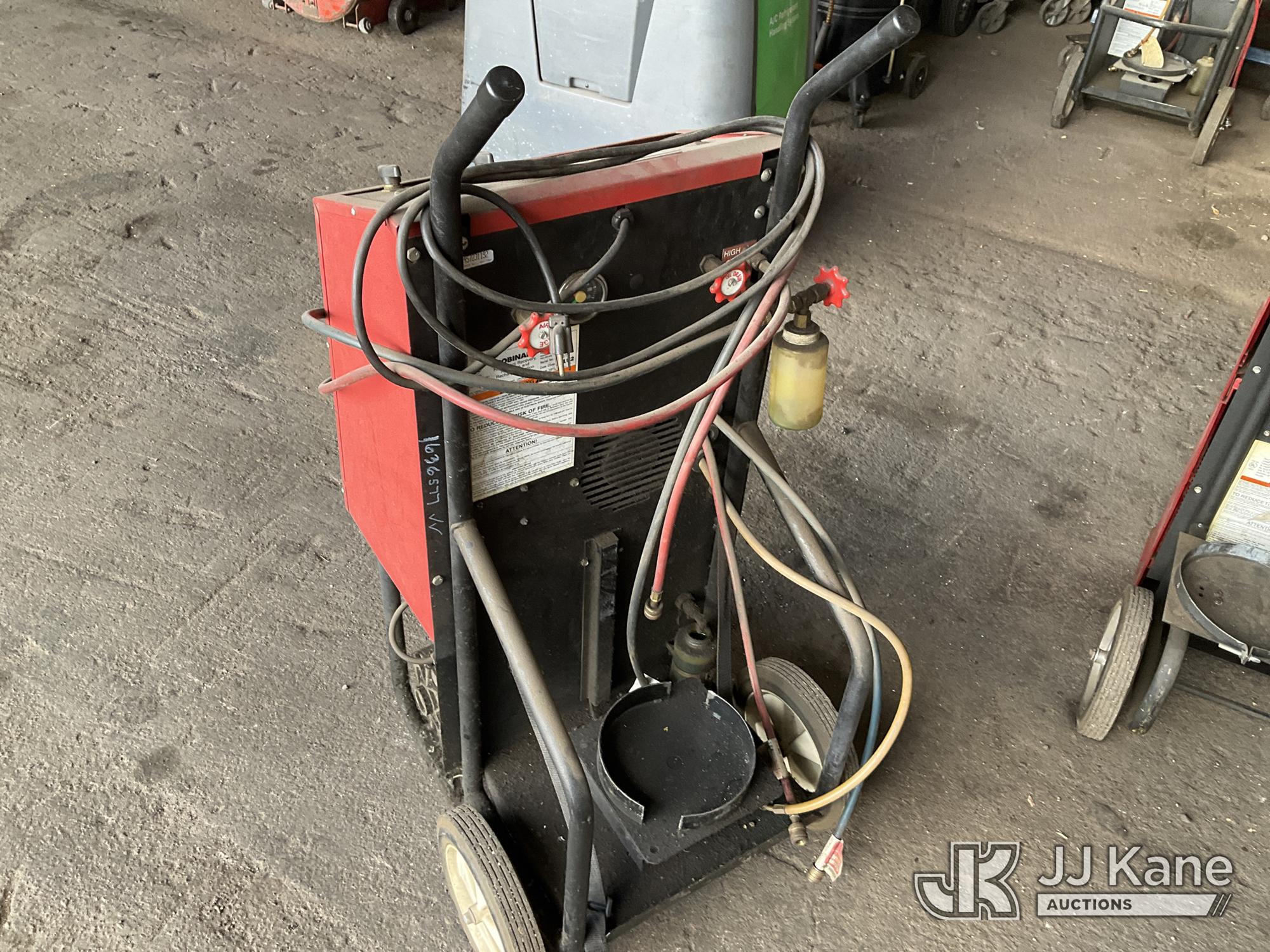 Robinair Model 17700 R-12 Auto Refrigerant Recovery/Recycling and Recharging station (1636577) - photo 4