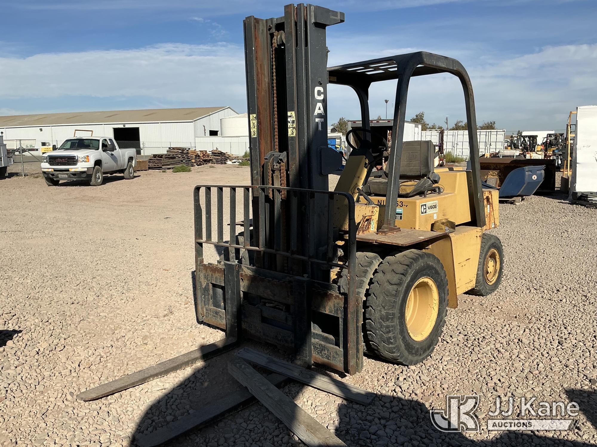 Caterpillar V60E Pneumatic Tired Forklift (1636709) - photo 2