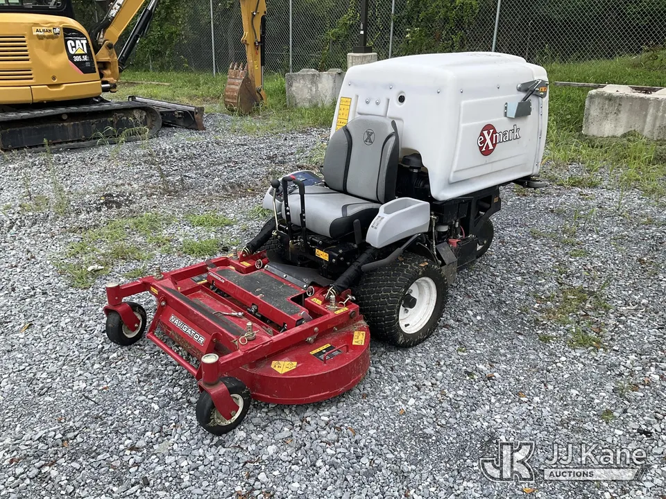 Exmark Navigator Zero Turn Riding Mower (1636772)