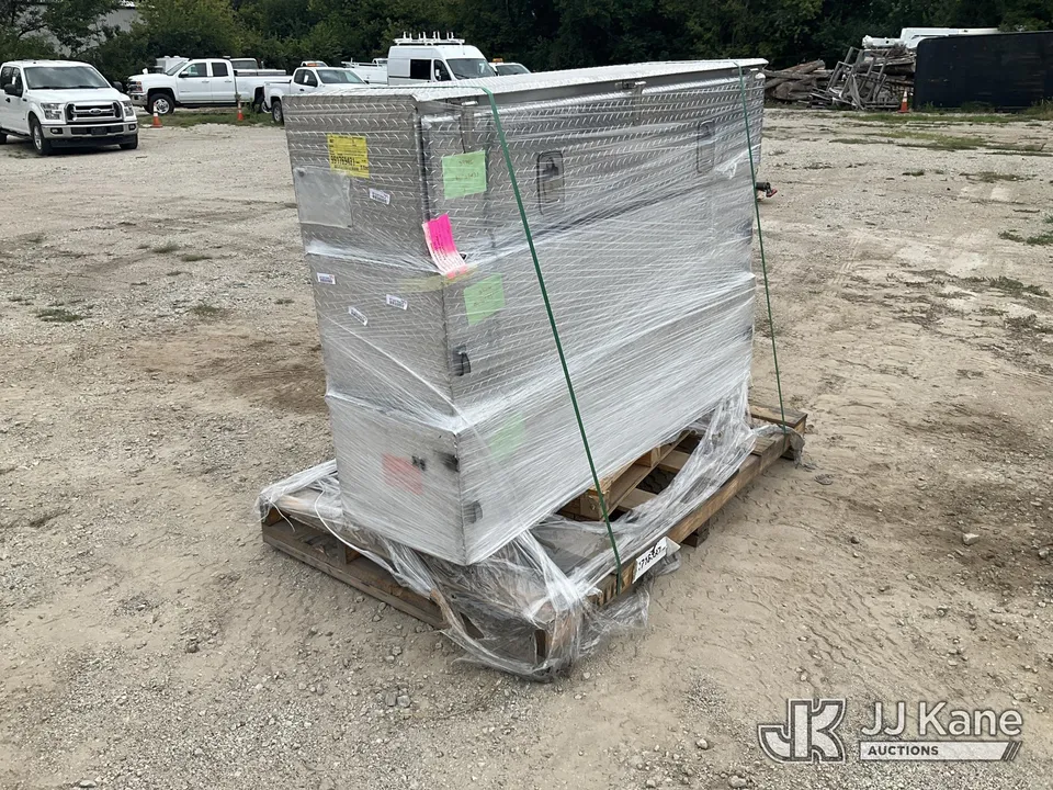 (3) aluminum treadplate storage boxes (1637035)