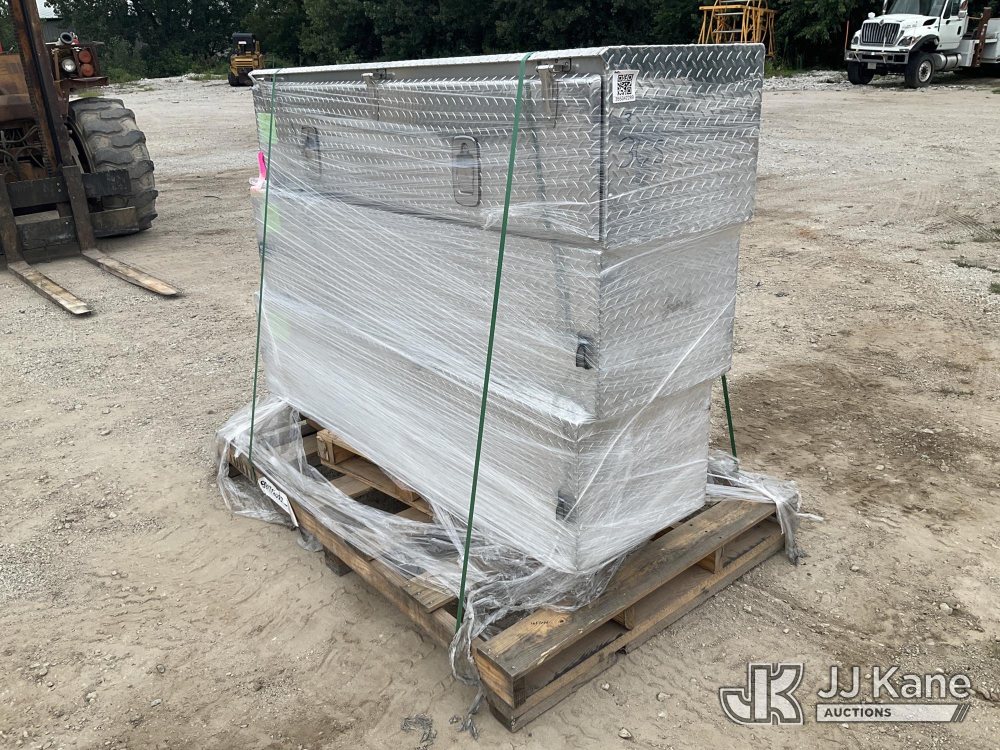 (3) aluminum treadplate storage boxes (1637035) - photo 4