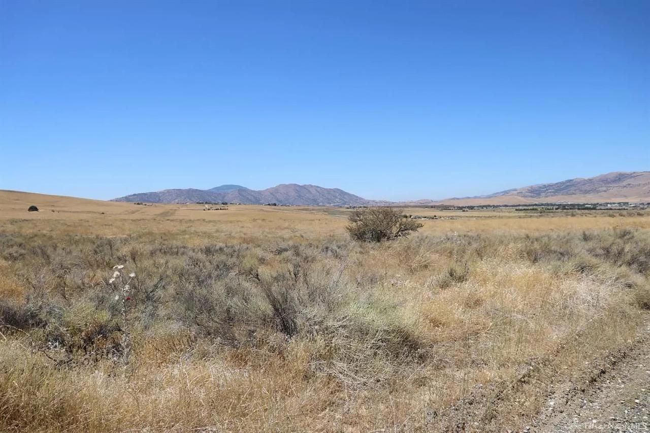 2.6 Acres South of Tehachapi Grant Deed! - photo 1