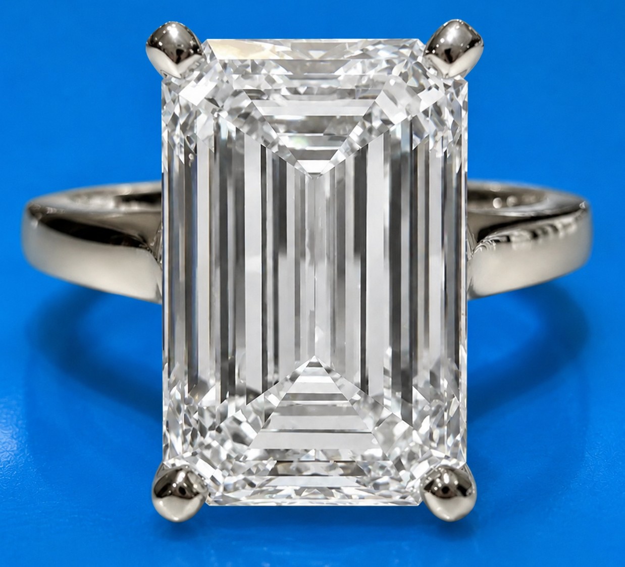 $15,500 10.35ct Lab Grown Diamond Ring F, VS1 - Emerald Cut - IGI & UGL CERTS New - photo 1