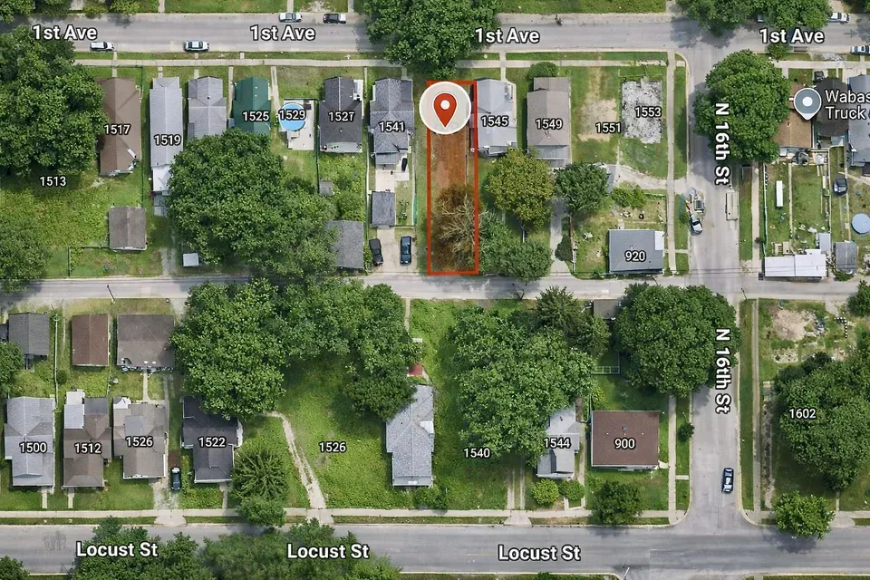 ($1-Bid)(No-Reserve)(33 X 136.6 Sq Ft)Large Residential Lot 1.1 Miles from Indiana State University