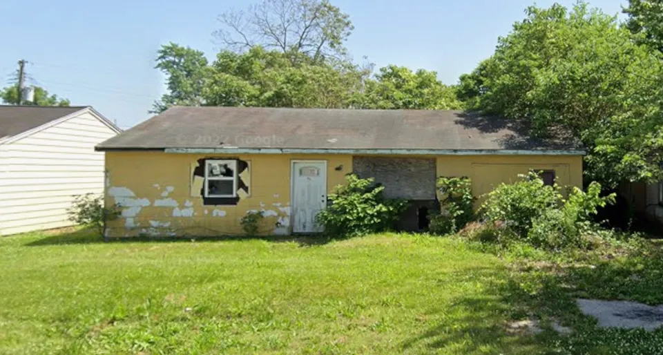 ($1-Bid) (No Reserve) House 6.9 Miles from Downtown St. Louis