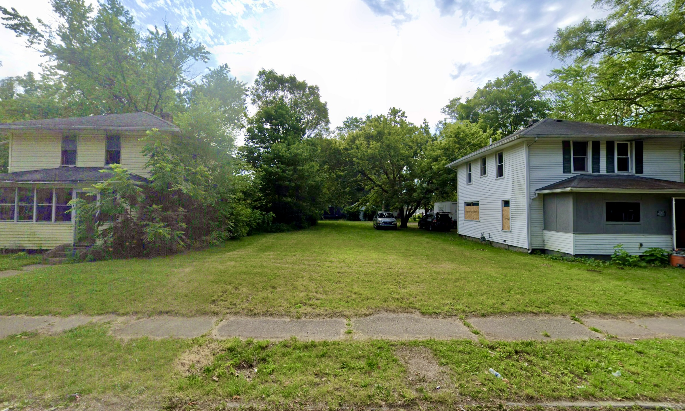 Large Residential Lot 2.5 Miles from University of Notre Dame - photo 1