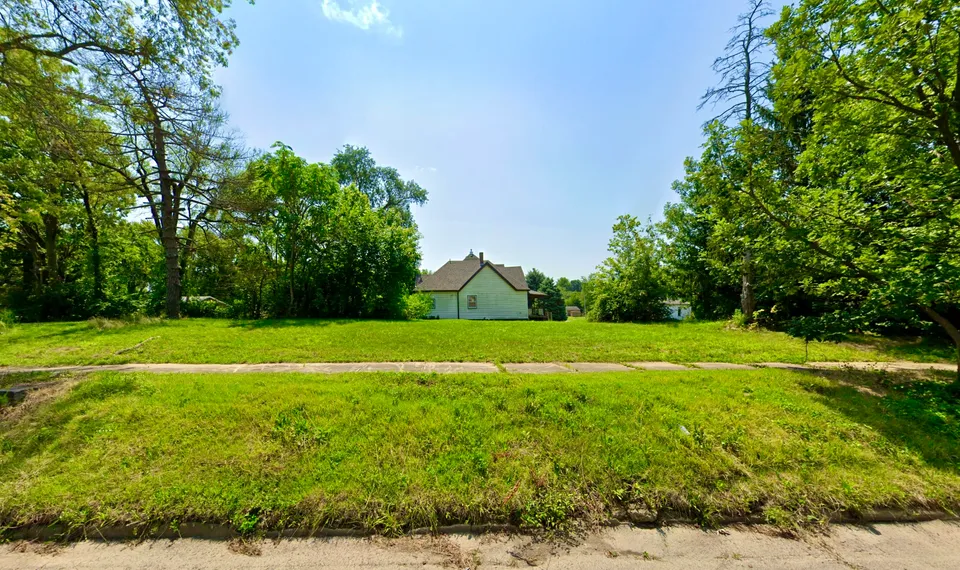 City Lot Near Millikin University in Decatur, IL