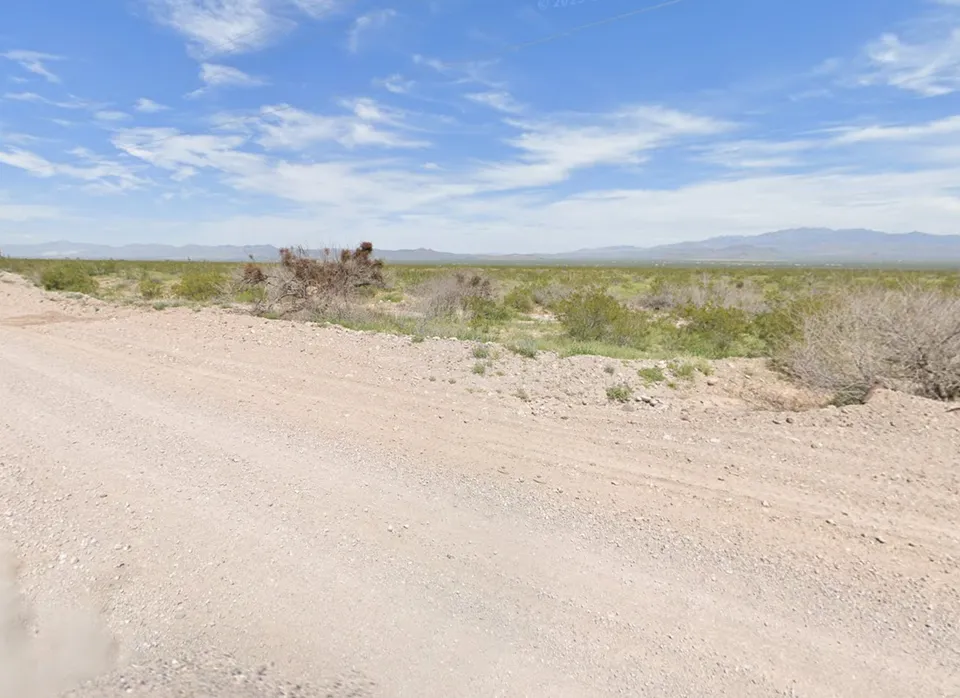 owner financed 1.15-acre slice of Golden Valley mohave county az