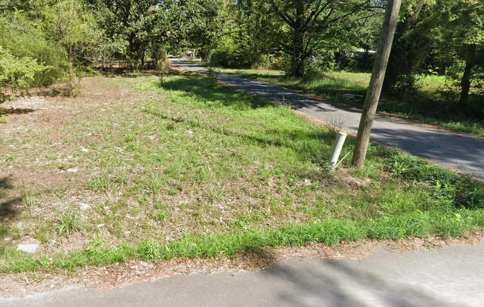 Pine Bluff, AR- 0.11acre Resid. CORNER LOT near the local University of Arkansas