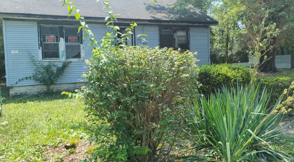 2BD, 1 BA Home, East St Louis, Illinois (GREAT INVESTMENT OPPORTUNITY)