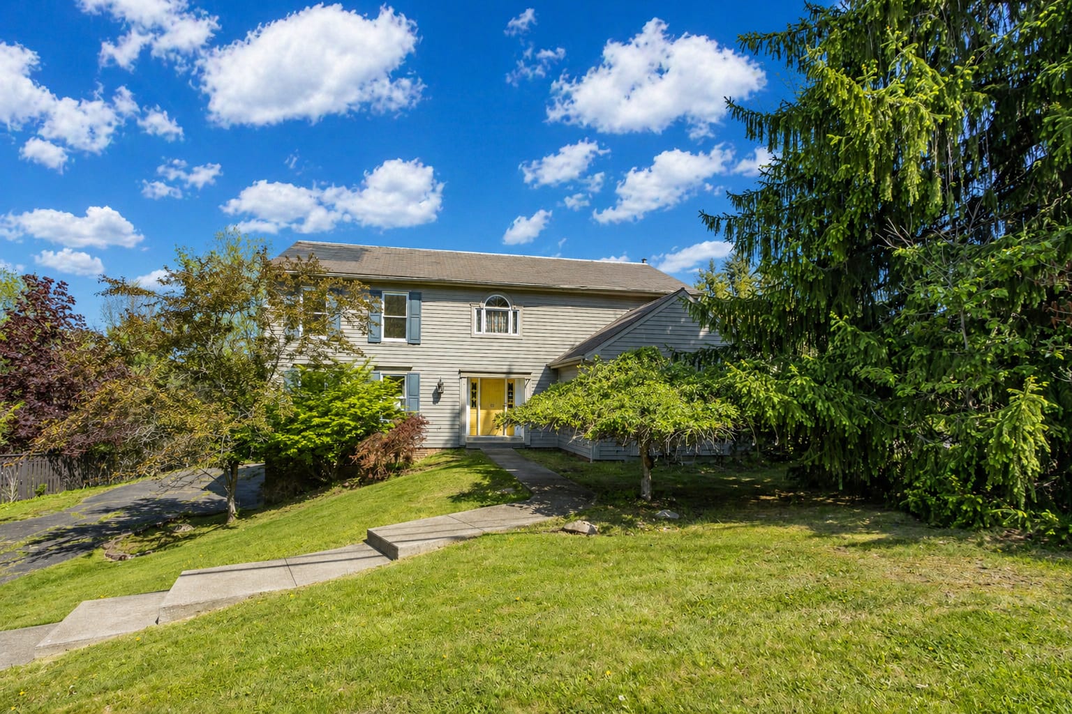 HUD Home — 103 Sandune Dr, Murrysville, PA 15668