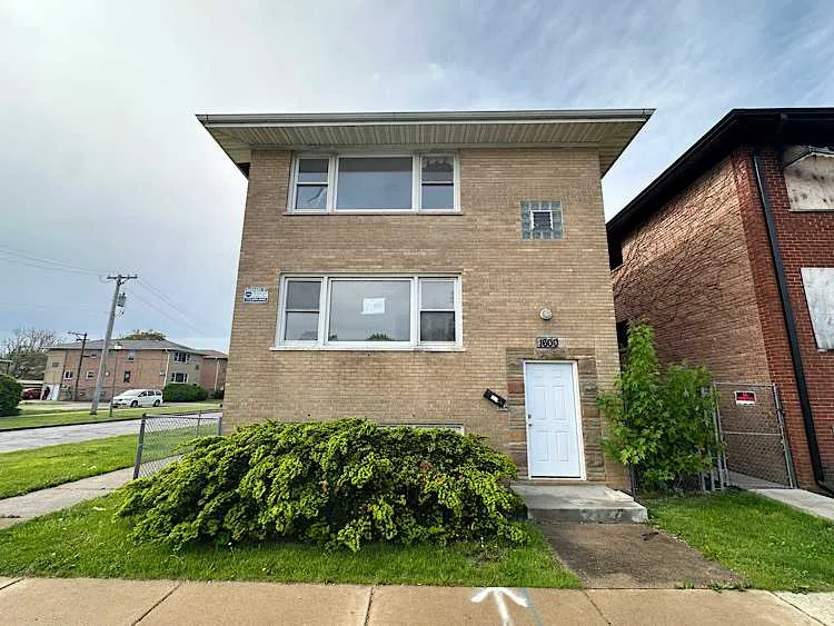 HUD Home β 1600 Madison St, Maywood, IL 60153
