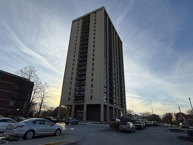 HUD Home β 2901 S Michigan Ave Unit 1803-4, Chicago, IL 60616