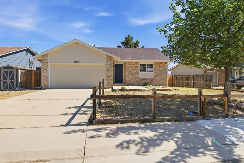HUD Home β 18857 E Montana Dr, Aurora, CO 80017