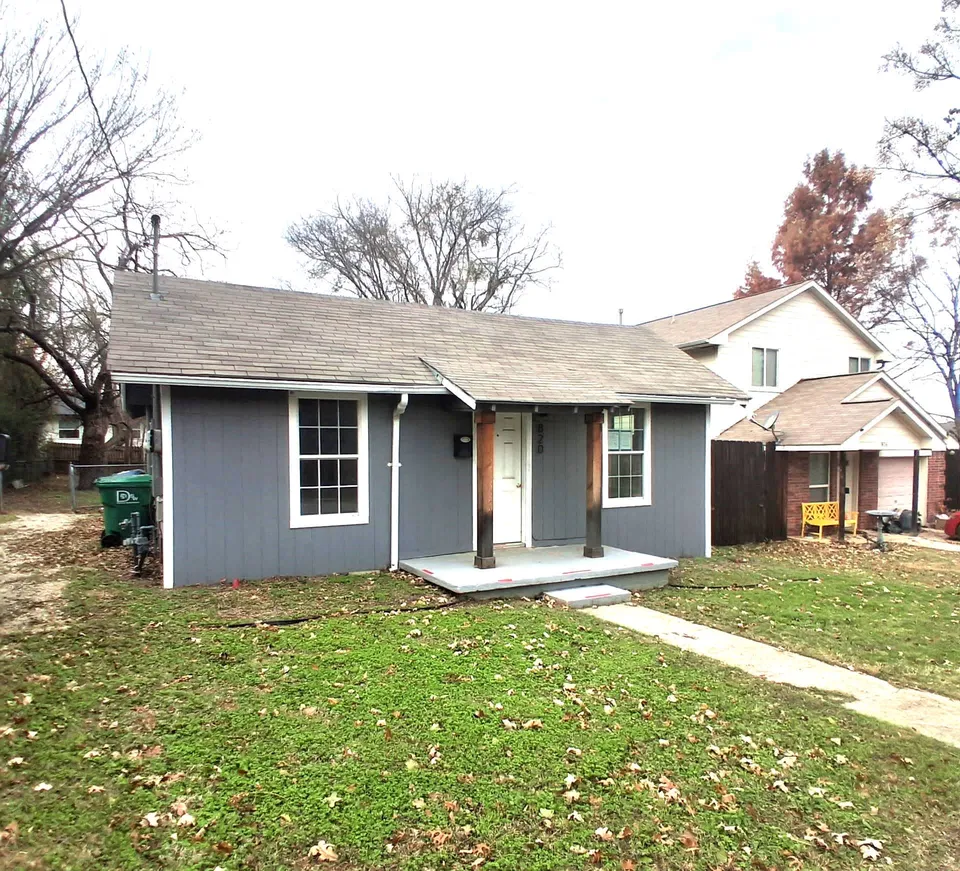 HUD Home β 820 Allen St, Denton, TX 76205