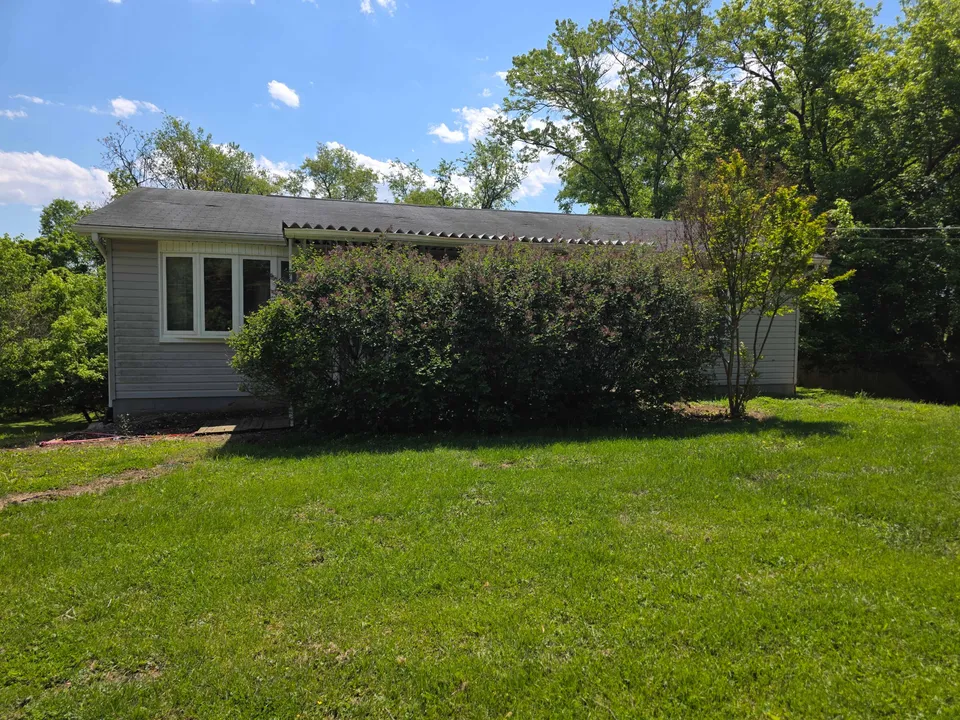 HUD Home β 259 Emerald Dr, Falling Waters, WV 25419