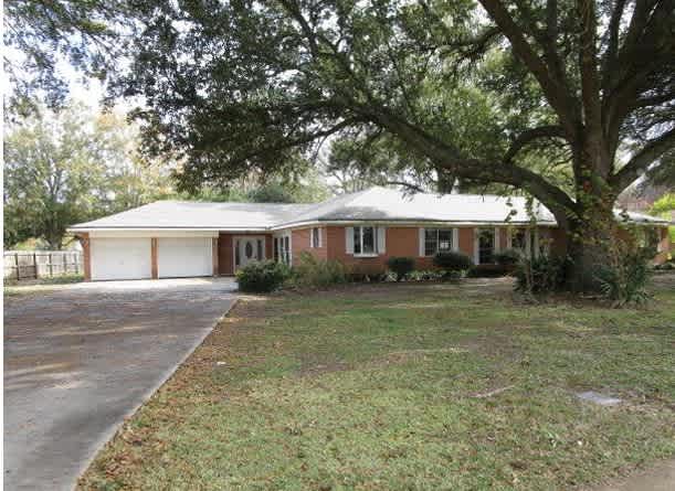 HUD Home — 10048 Bayou Des Glaisies St, Moreauville, LA 71355