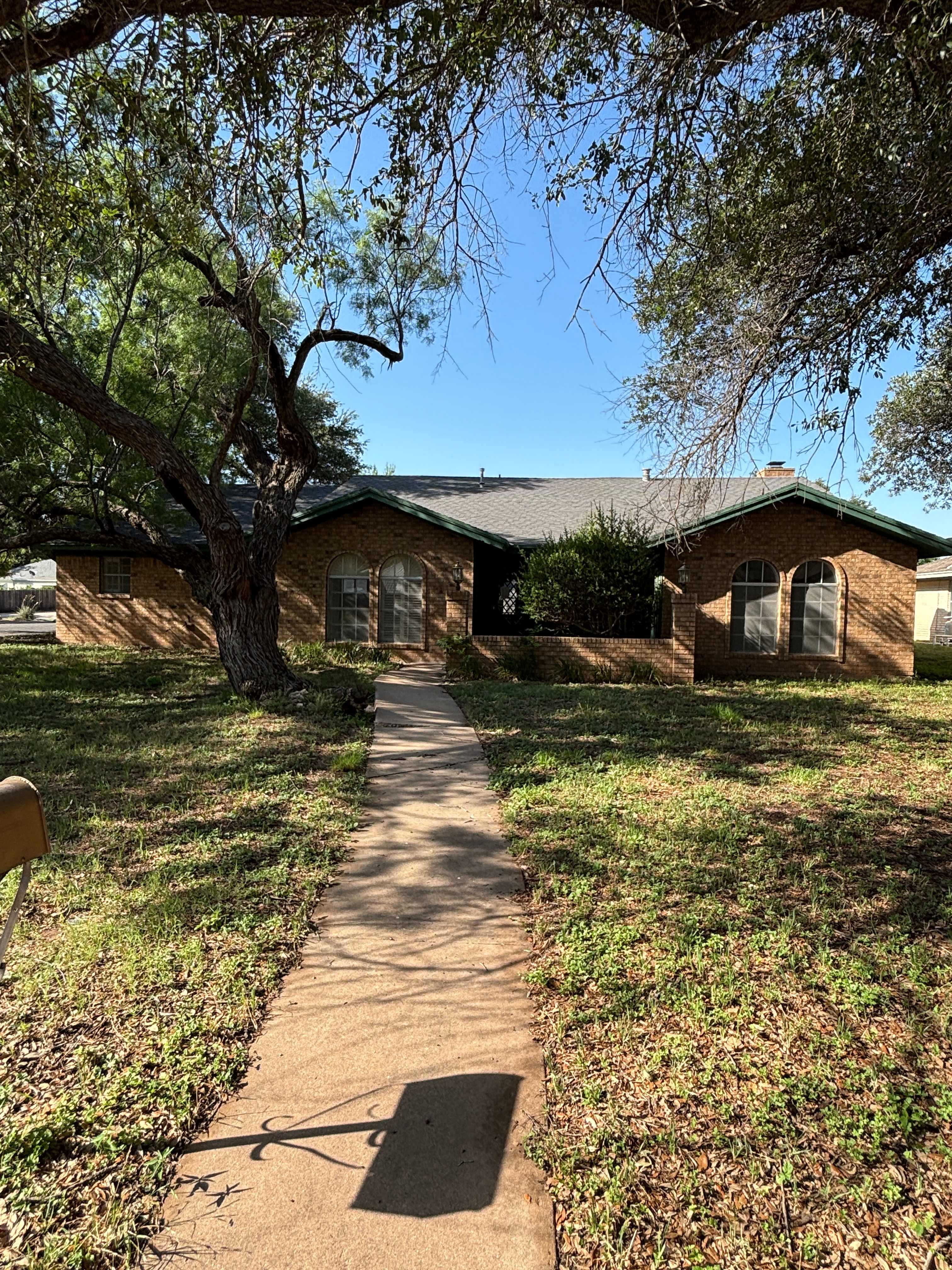 HUD Home β 2901 Briargrove Ln, San Angelo, TX 76904
