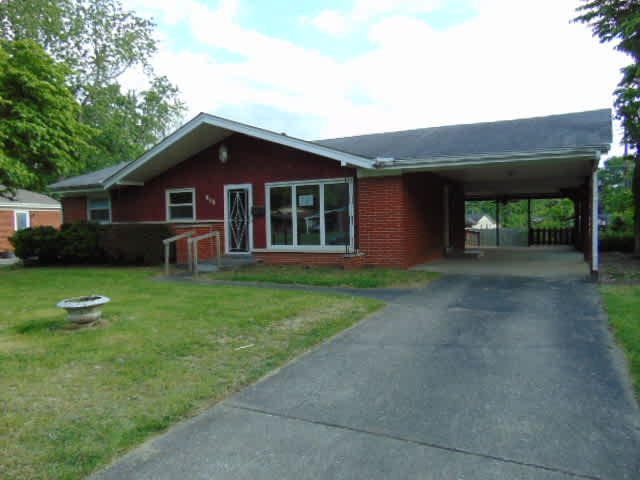 HUD Home — 835 W Larkspur Dr, Jeffersonville, IN 47130