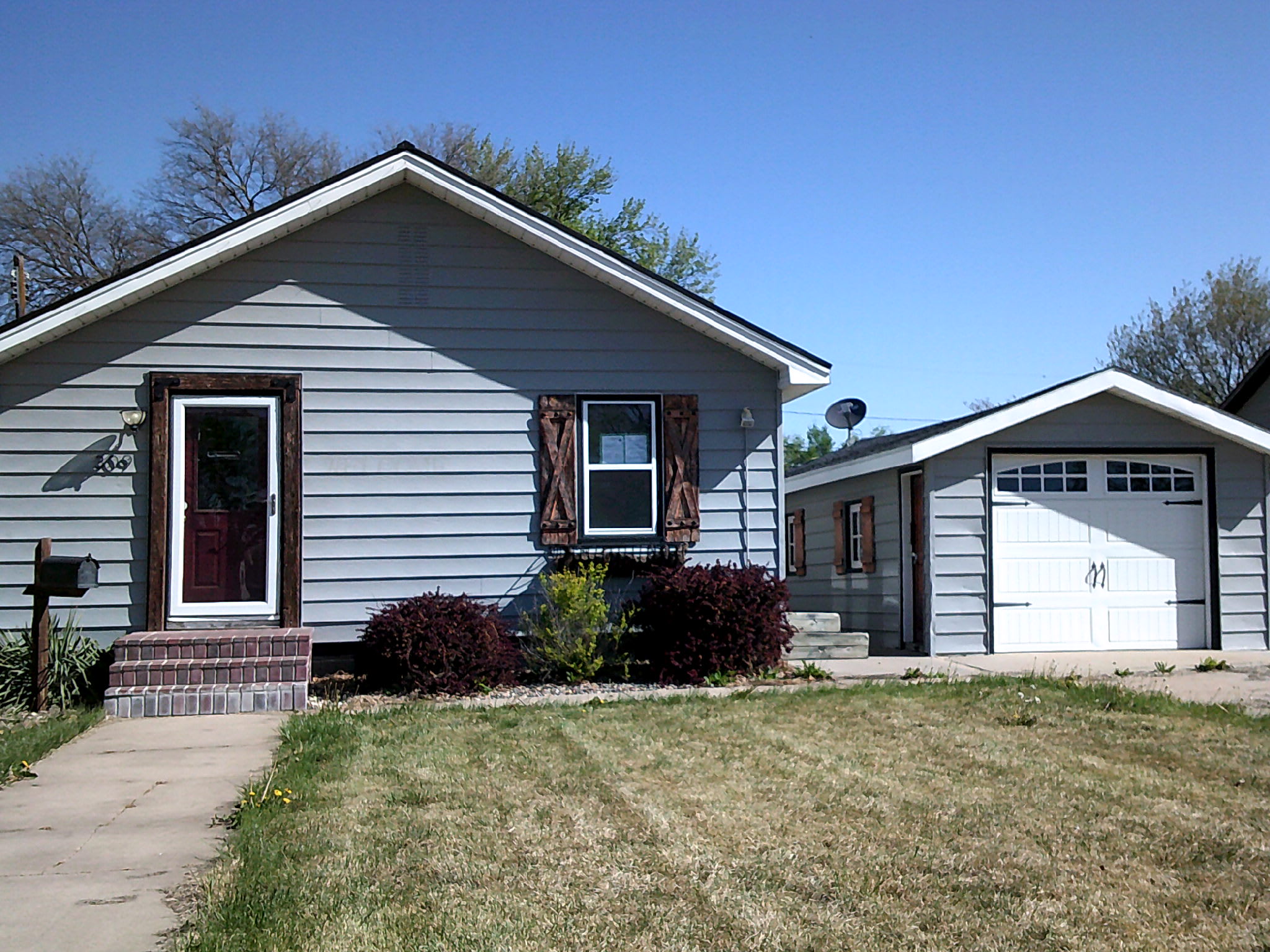 HUD Home — 309 E Thurber St, Clay Center, NE 68933