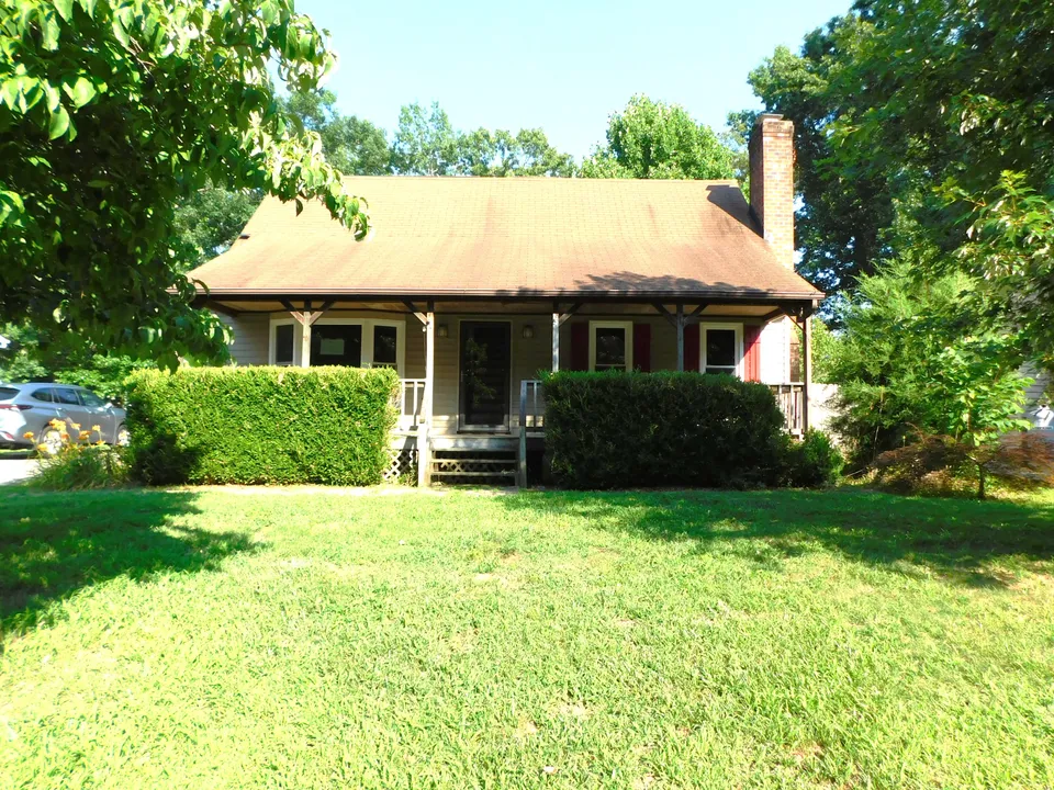 HUD Home — 9323 Edington Dr, N. Chesterfield, VA 23237