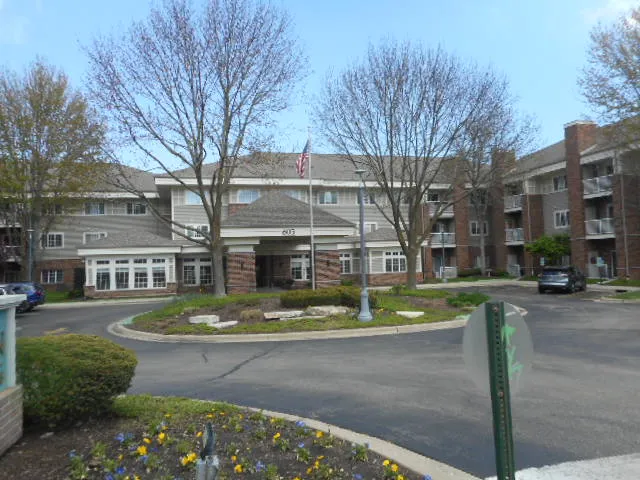 HUD Home β 605 Barrington Ave #340, East Dundee, IL 60118