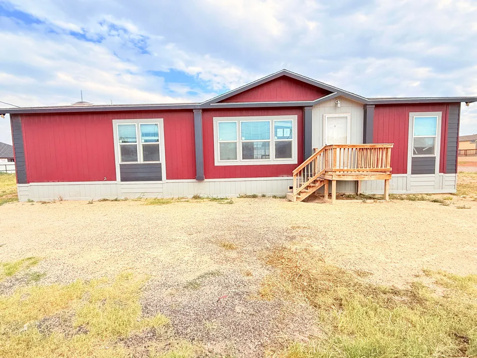 HUD Home β 610 North Betty Ave, Monahans, TX 79756