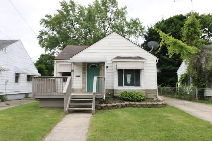 HUD Home — 2430 Kentucky Ave, Flint, MI 48506