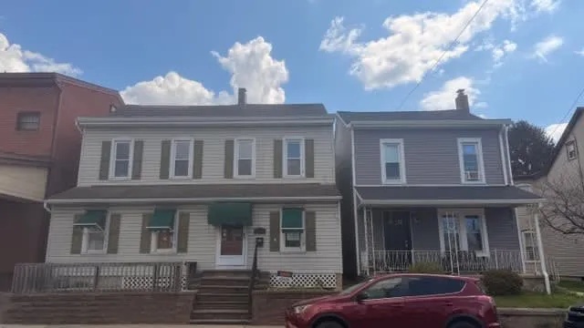 HUD Home β 453 Main St, Shoemakersville, PA 19555