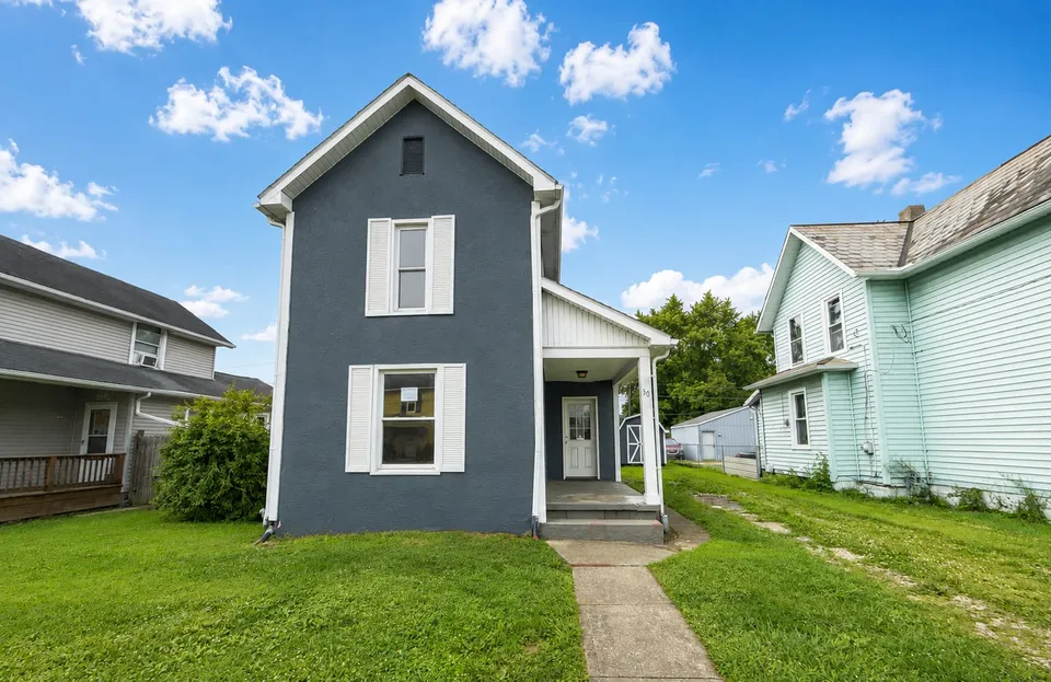 HUD Home — 30 E Channel St, Newark, OH 43055