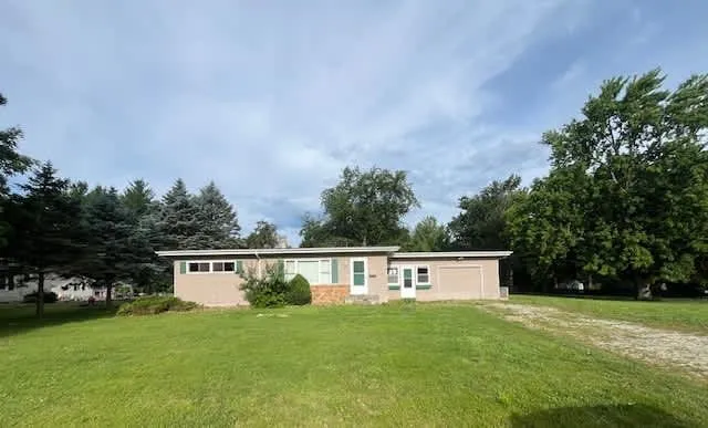 HUD Home — 41 Sadowski Ct, Decatur, IL 62521