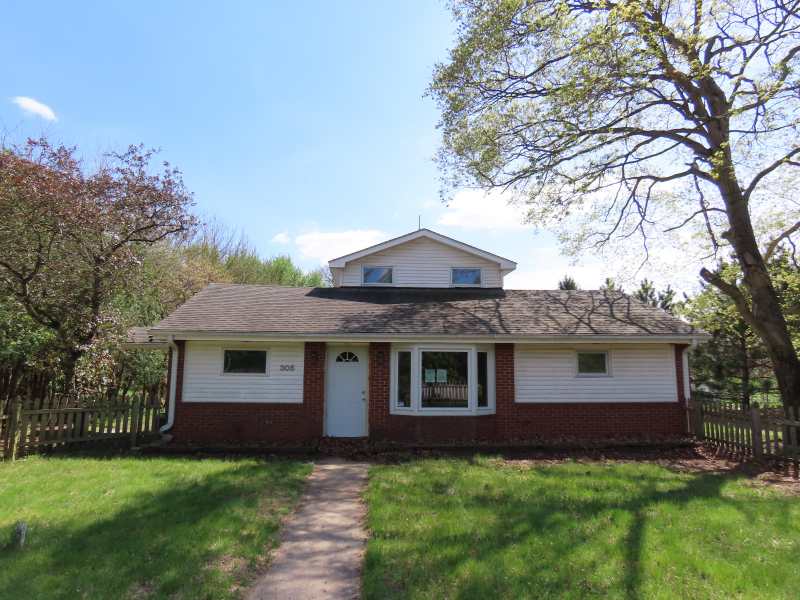 HUD Home — 305 W 100 S, Winamac, IN 46996
