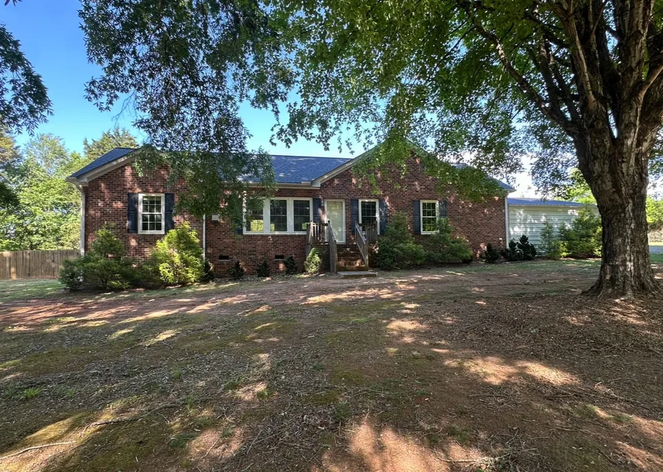 HUD Home β 172 Jesse King Rd, Advance, NC 27006