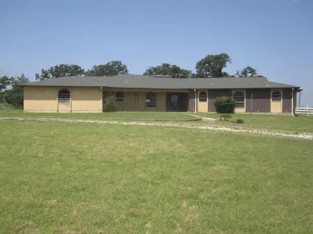 HUD Home β 2345 County Road 211, Gainesville, TX 76240