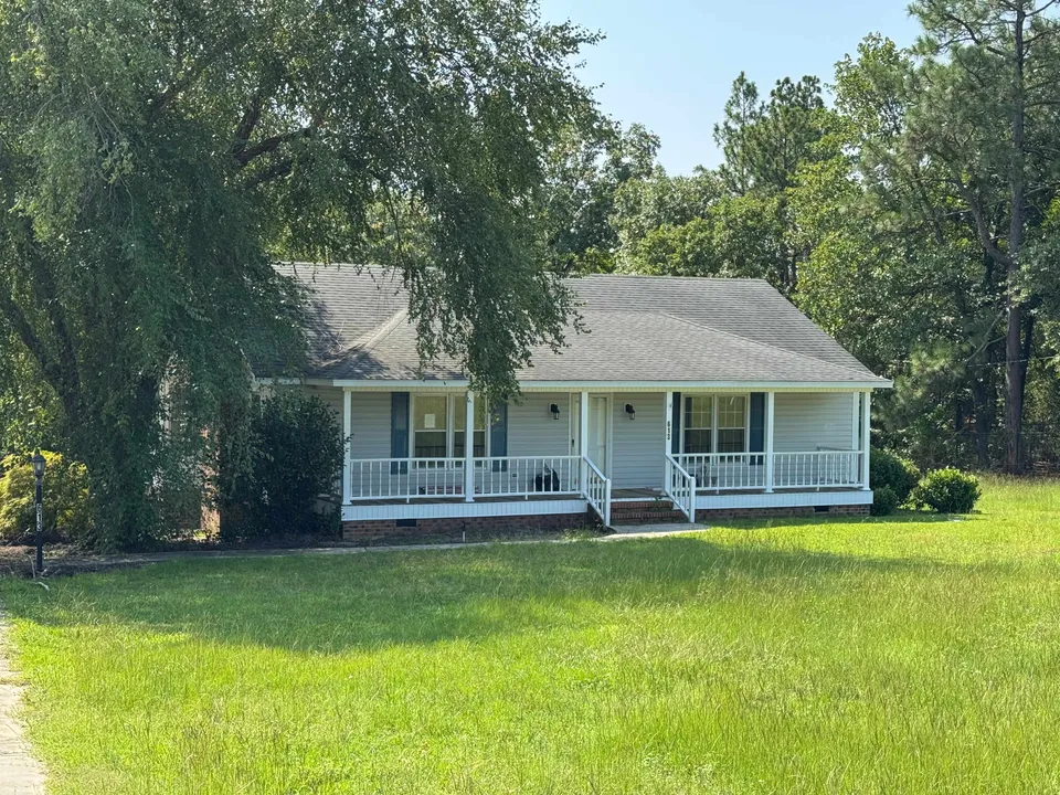 HUD Home — 613 W Old Camden Rd, Hartsville, SC 29550