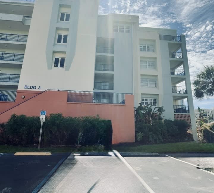 HUD Home β 5300 S Atlantic Ave Apt3605, New Smyrna Beach, FL 32169