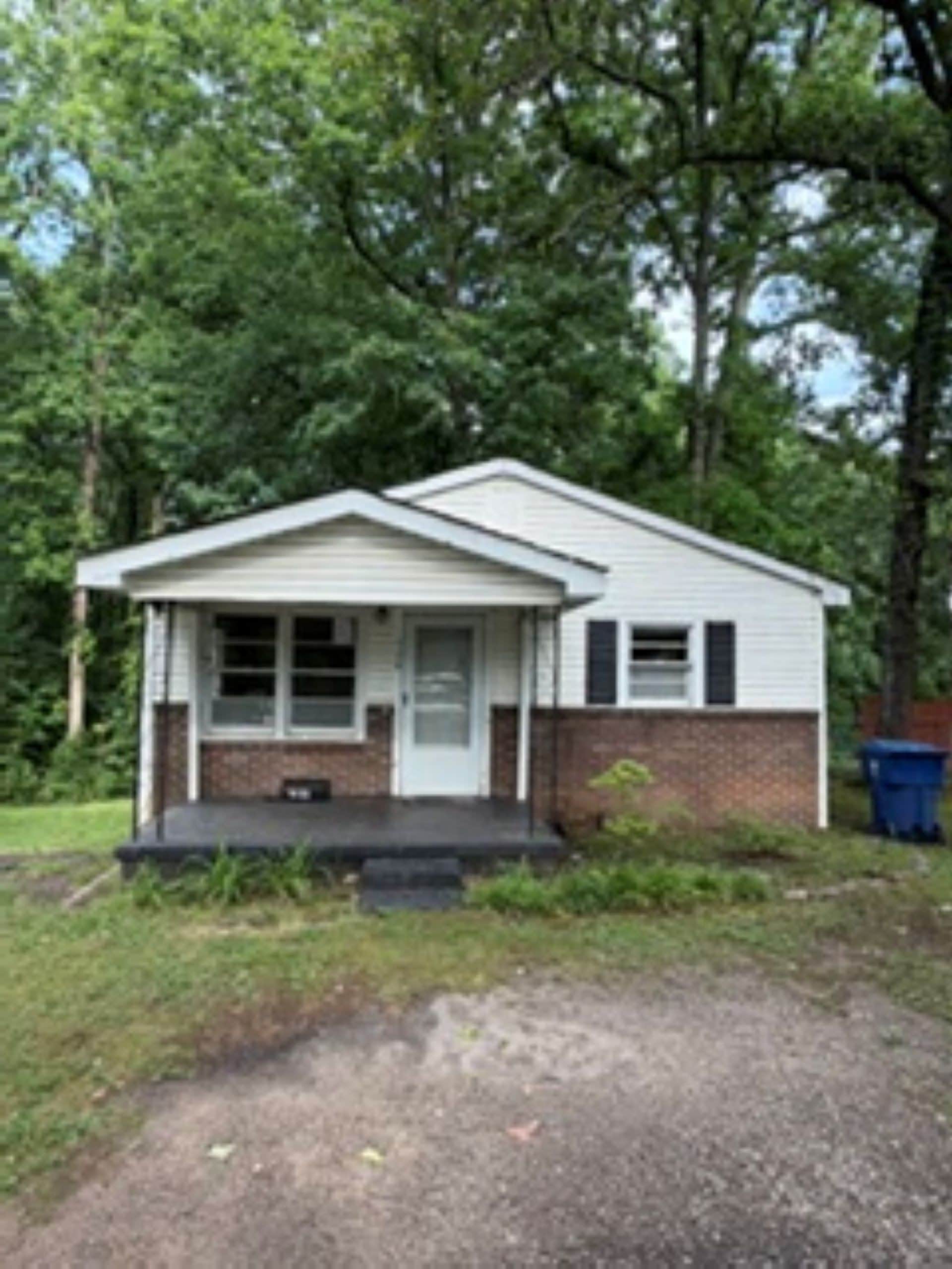 HUD Home β 729 W Georgia St, Woodruff, SC 29388