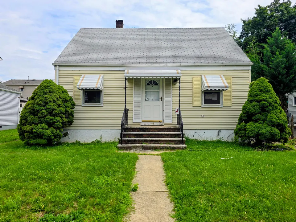 HUD Home β 118 Standiford Ave, Sayreville, NJ 08872