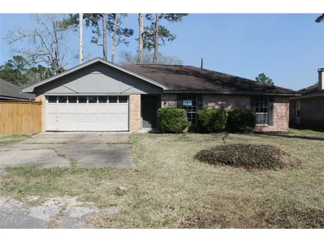 HUD Home — 9550 Cumberland Dr, Beaumont, TX 77708