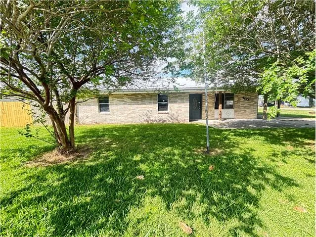 HUD Home β 400 Third St, Lockport, LA 70374