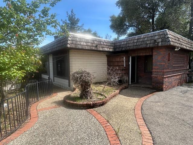 HUD Home — 14305 Wintu Way, Redding, CA 96003