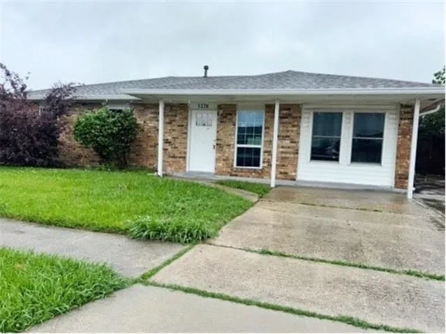 HUD Home β 5176 Mt Revarb Dr, Marrero, LA 70072