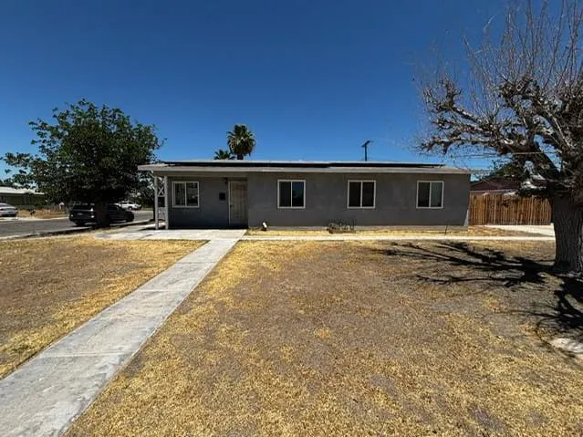 HUD Home β 1021 E Chanslor Way, Blythe, CA 92225