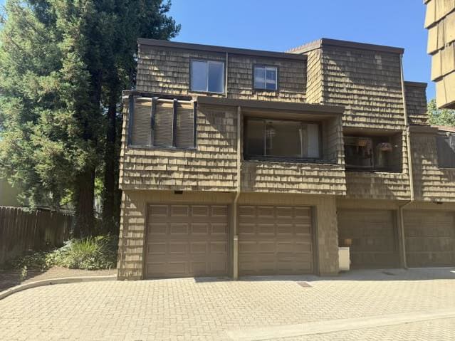 HUD Home — 501 Rose Ave #18, Modesto, CA 95355