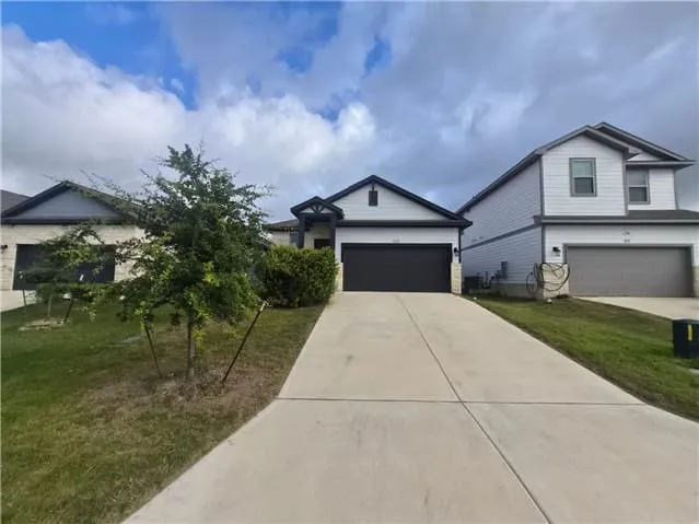 HUD Home β 109 Drifter Ln, Jarrell, TX 76537