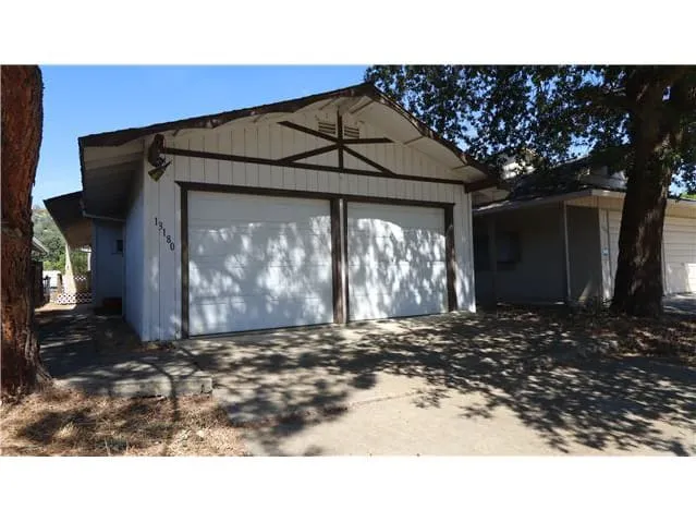 HUD Home — 13180 Ebb Tide Vlg, Clearlake Oaks, CA 95423