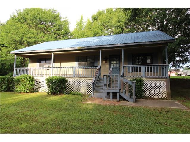 HUD Home — 71 Community House Rd, Guntersville, AL 35976