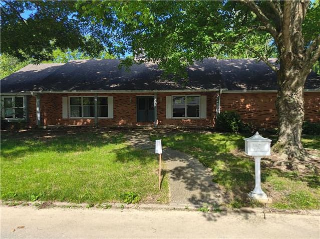 HUD Home — 614 7th St E, Scott City, MO 63780