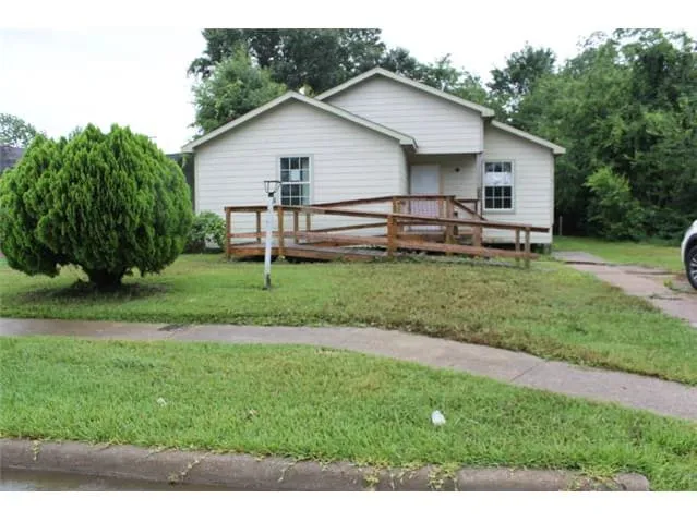 HUD Home β 3207 Corley St, Beaumont, TX 77701