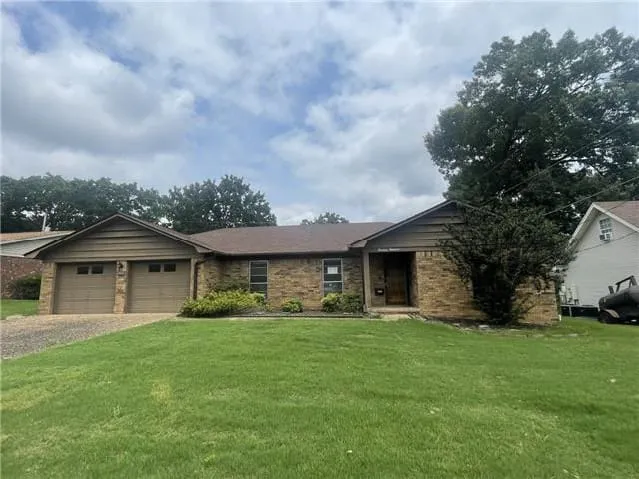HUD Home β 1400 Hawkwood Road, Sherwood, AR 72120